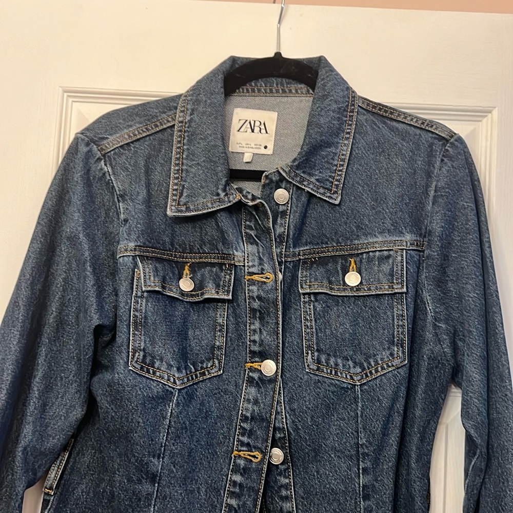 Super cute Zara jean dress!